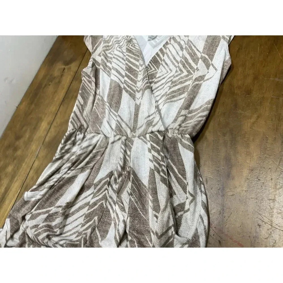 Corey Lynn Calter Cream and Brown Jumpsuit with Wide-Leg Design - Picture 8 of 16